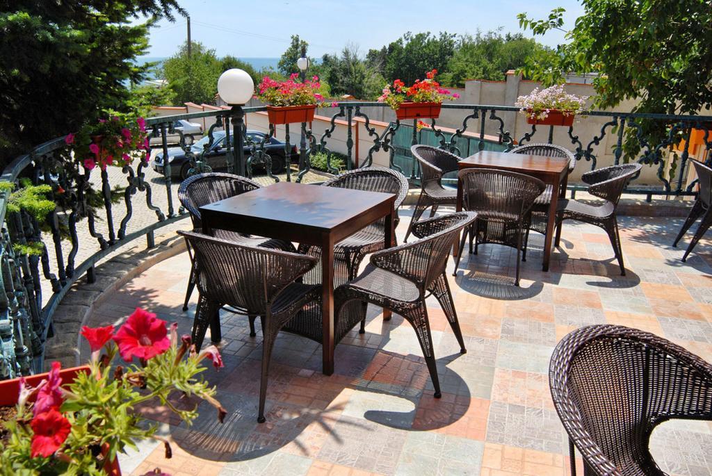 Briz 2 Hotel Varna Exterior foto